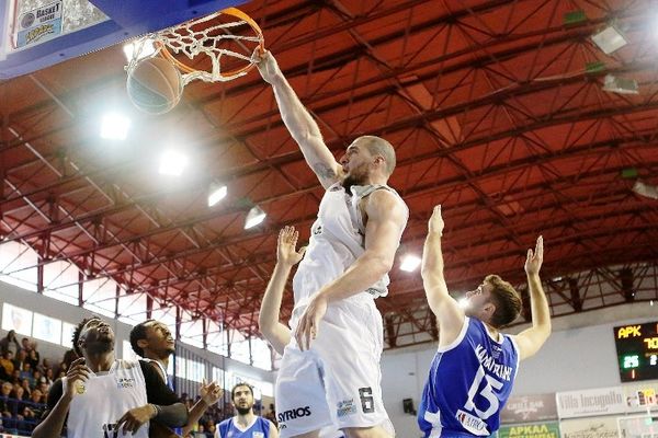 Υποβιβάστηκε η Καβάλα!