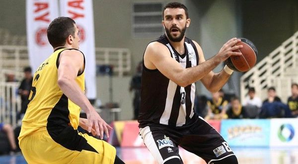 Στον Φάρο ο Κακαρούδης
