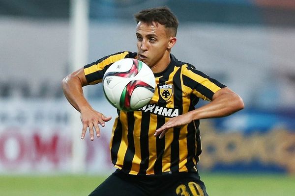 «Κλείνει στην Ουνιβερσιδάδ ο Μπουονανότε»