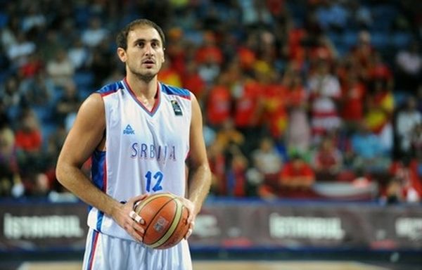 Κρστιτς: «Δεν αποχωρώ από την ενεργό δράση»