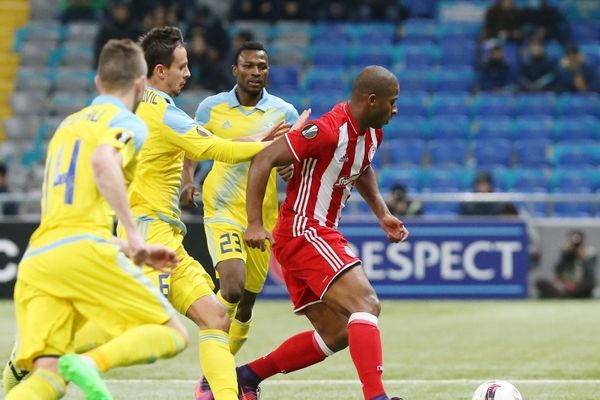 Αστάνα - Ολυμπιακός 1-1: Το ντέρμπι του στέρησε τη νίκη...