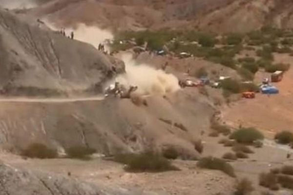 Τρομακτική πτώση του Σάινθ στο ράλι Ντακάρ (video)