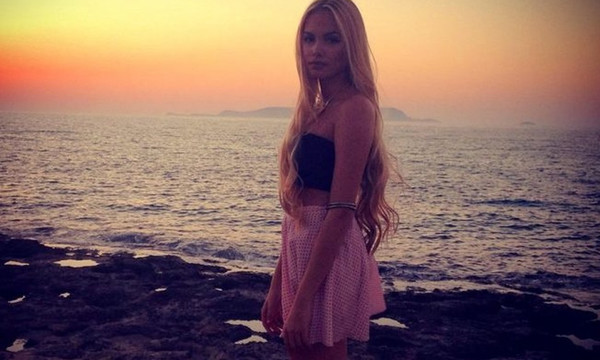 Πιο Κουκλι(νού) από την οπαδό του ΟΦΗ δεν υπάρχει (photos)