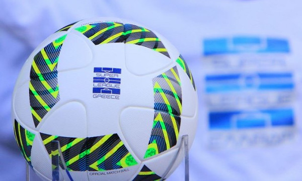 Φωτογραφία προπονητή στη Super League που σαρώνει στο διαδίκτυο! (pics)