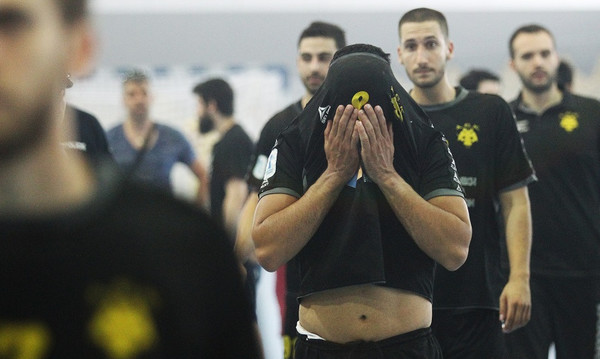 Το φύλλο αγώνα του τέταρτου τελικού με τον Ολυμπιακό «καίει» την ΑΕΚ