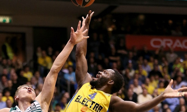 Euroleague: Συνεχίζει στη Μακάμπι ο Τζέρεμι Πάργκο