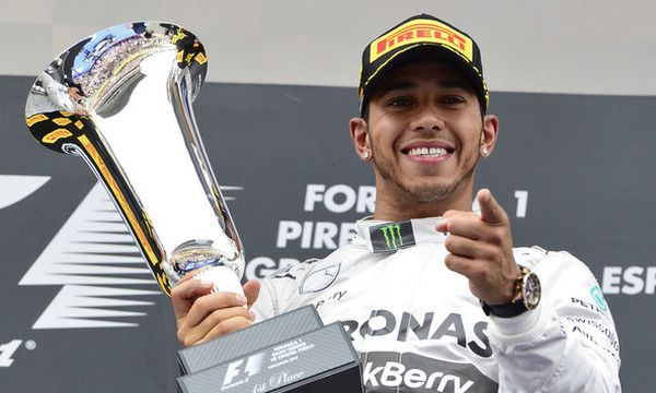 Formula 1: Νέο διετές συμβόλαιο του Χάμιλτον με τη Mercedes