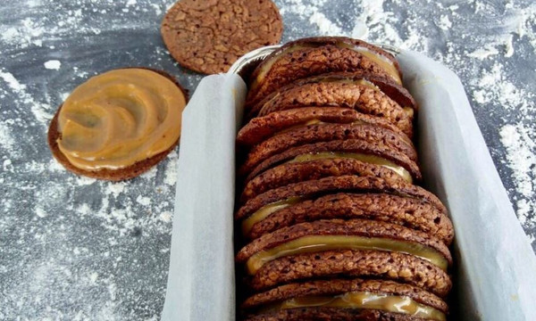 Brownie cookies γεμιστά με καραμέλα γάλακτος