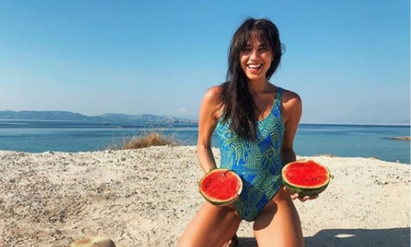 Τα «πήρε» η Κόνι Μεταξά με follower! Το σχόλιο για τα οπίσθια της και η αποστομωτική της απάντηση