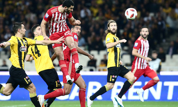 ΑΕΚ-Ολυμπιακός 1-1: Τα γκολ του αγώνα και η απίστευτη χαμένη ευκαιρία του Φετφατζίδη (video)