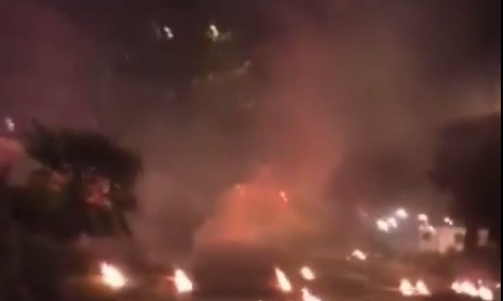 Î§Î¬Î¿Ï ÎºÎ±Î¹ ÏκηνÎÏ ÏÎ¼Î®Ï Î²Î¯Î±Ï ÏÏα εÏειÏÏδια ÏÎ·Ï ÎεÏÏÏÏοÏ
ÎλεξάνδÏÎ±Ï (videos)