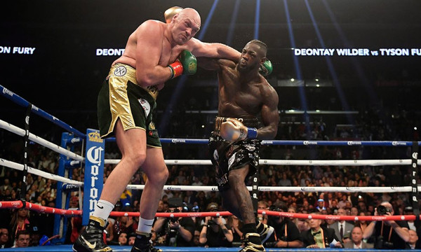 Στη μάχη του ΣουΚού ο Tyson Fury θύμισε λίγο Rocky Balboa