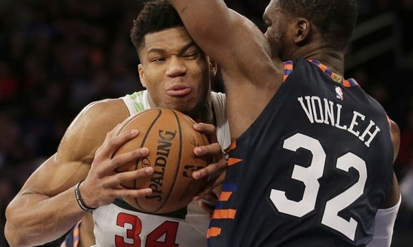 Το τραγικό λάθος του Fox Sports Wisconsin για τον Αντετοκούνμπο (photo)