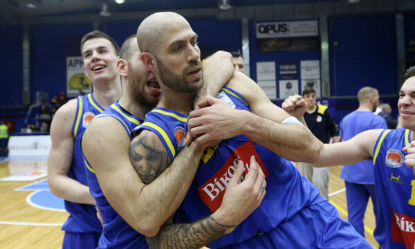Περιστέρι: Το μεγάλο buzzer-beater του Βασιλόπουλου που «σκότωσε» τον Χολαργό (video)