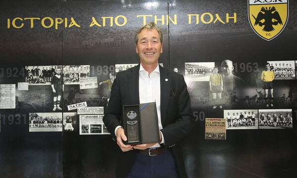 Συνεχάρη η ΑΕΚ για το ιατρικό συνέδριο ο επικεφαλής του UEFA Medical and Anti-Doping (photos)