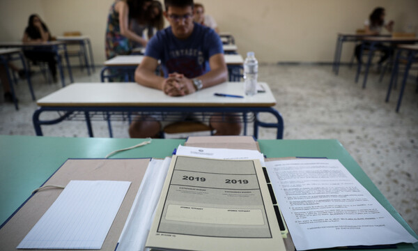 Βάσεις 2019: Ποιες σχολές θα καταποντιστούν - Προβλέψεις για πτώση ακόμα και 1.000 μορίων